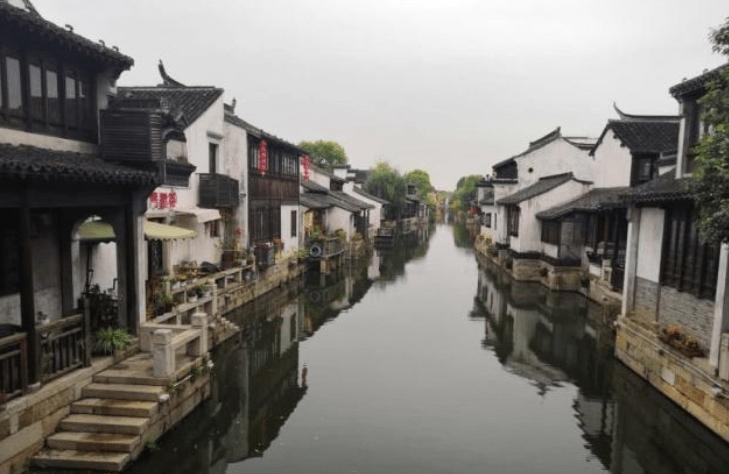 时尚可爱的准妈妈